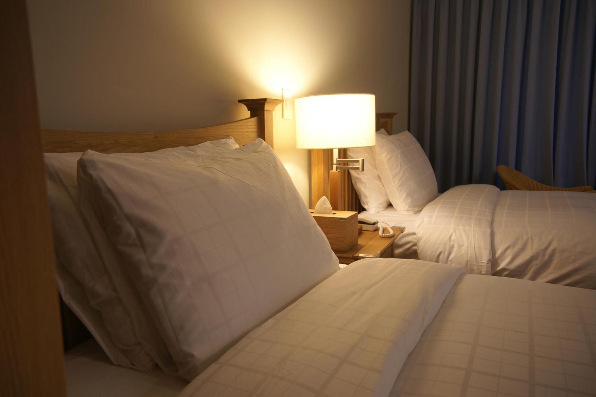 Illeinn Hotel Сеогвипо Екстериор снимка
